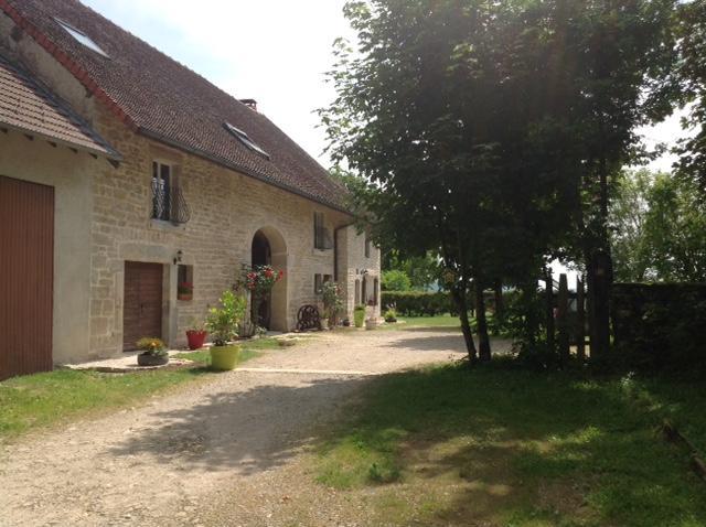 Chez Robert Et Catherine Dompierre-sur-Mont ภายนอก รูปภาพ
